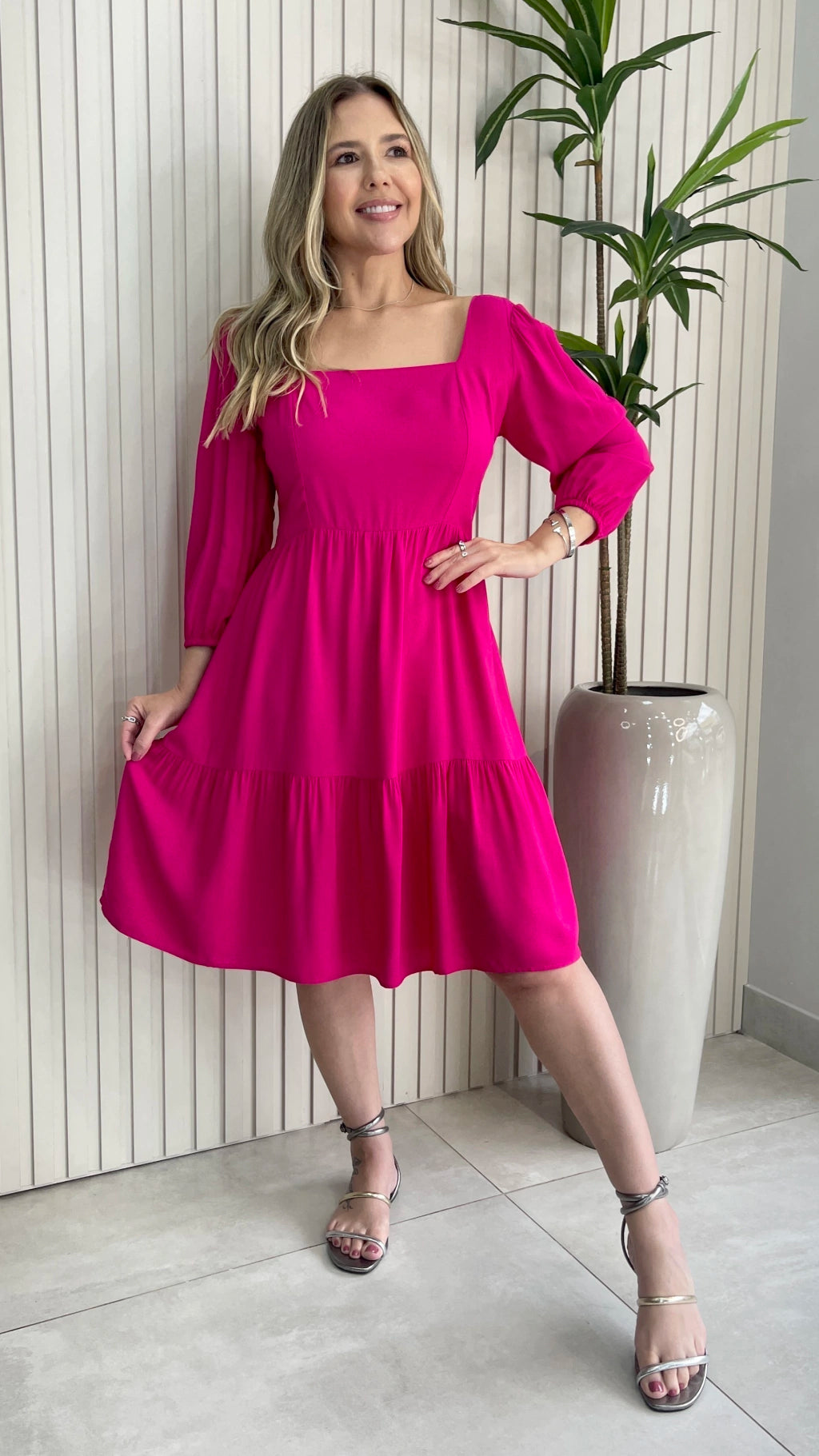 VESTIDO ADÉLIA LISO (VÁRIAS CORES DISPONÍVEIS)