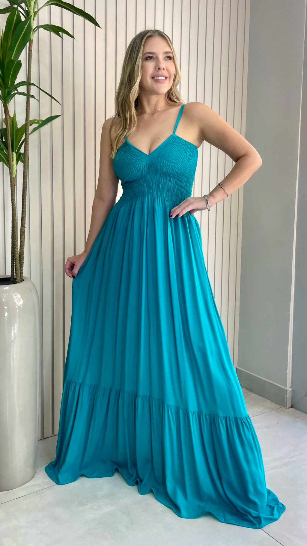 VESTIDO ALÇA LASTEX LISO (VÁRIAS CORES DISPONÍVEIS)